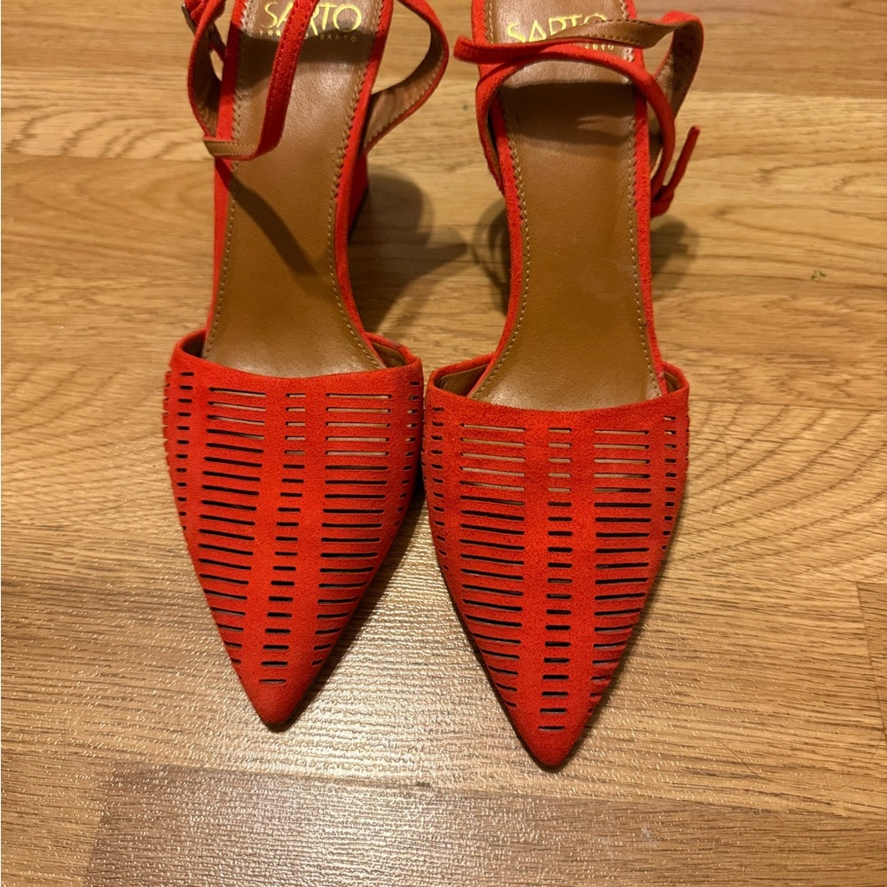 Franco Sarto Suede Heels. Size 9